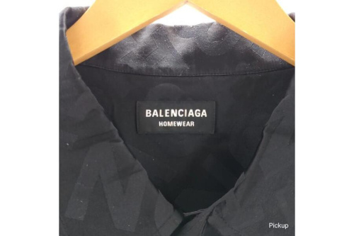 バレンシアガ(Balenciaga)のサテンシャツ