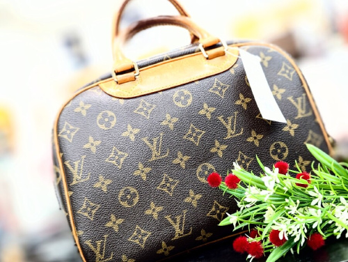 バッグのハンドバッグ