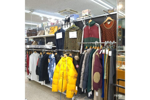 ジャケットのバレンシアガ（Balenciaga）