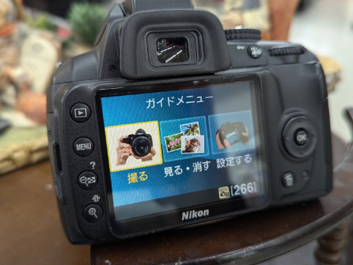 ニコンのD3000