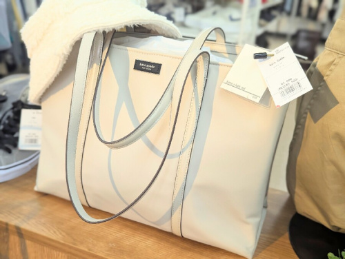 春夏衣類の買取強化中