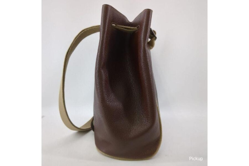 デルヴォー(DELVAUX)