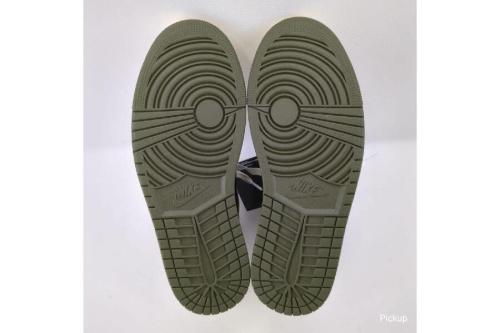 ravis Scott Cactus Jack × NikeのAir Jordan 1 Low OG SP Reverse