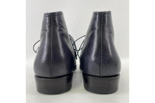 カルミーナ(CARMINA)のチャッカーブーツ