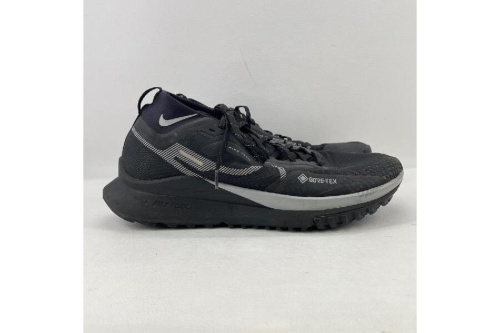 ナイキ（NIKE）のリアクト ペガサス トレイル 4 GTX