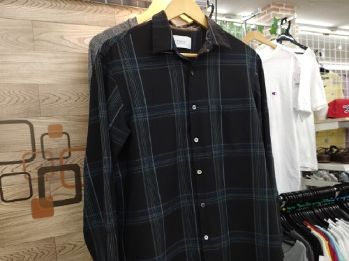 ファッションのSTUDIOUS