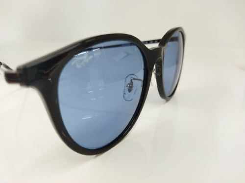 Ray-Ban