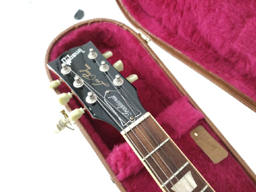 エレキギターのギブソン