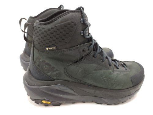 アウトドアのトレッキング