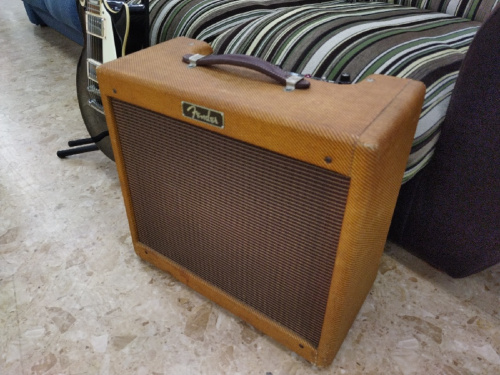楽器のFender
