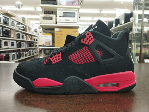 AIR JORDAN