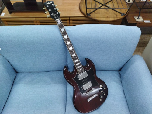 楽器のエレキギター