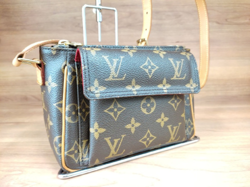 中古ブランドの中古バッグ