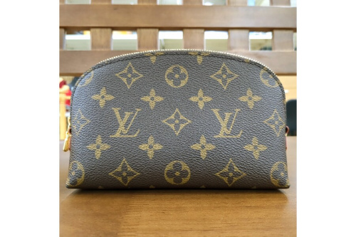 ポーチのルイ・ ヴィトン（LOUIS VUITTON）
