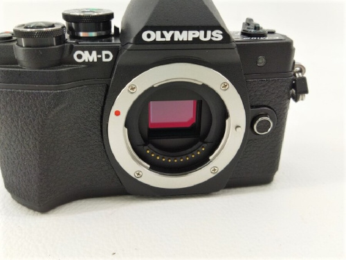 カメラのオリンパス (OLYMPUS)
