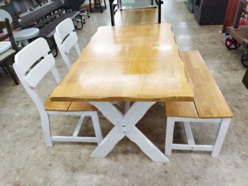 家具のダイニングセット