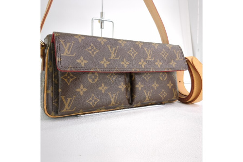 ショルダーバッグのルイ・ ヴィトン（LOUIS VUITTON）
