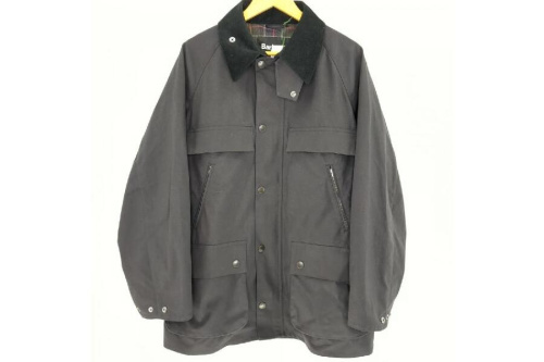ファッションのアウター