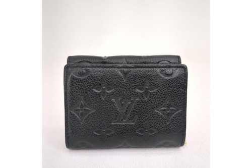 3つ折り財布のルイ・ ヴィトン（LOUIS VUITTON）
