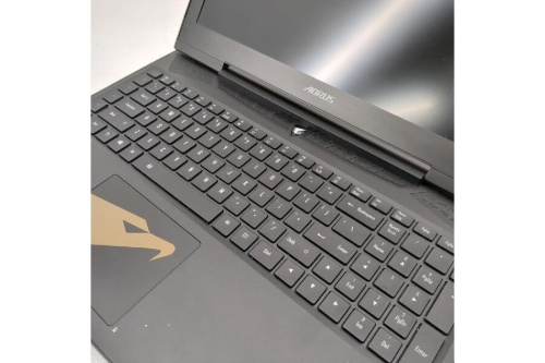 中古ノートパソコンのゲーミングパソコン