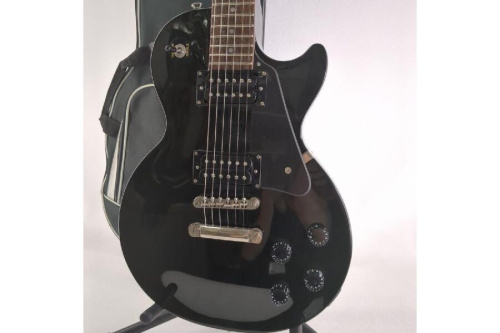 楽器のエレキギター