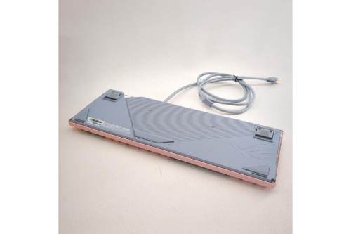 エイスース(ASUS)のメカニカルゲーミングキーボード