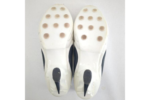 COMME des GARCONS × NIKEのローカットスニーカー