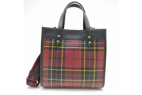 トートバッグのコーチ（COACH）