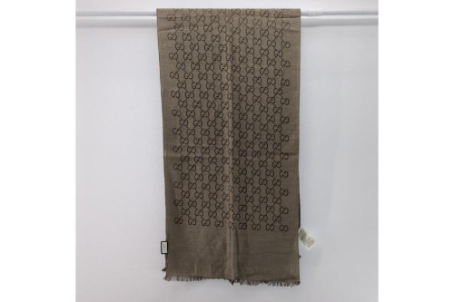 マフラーのユニセックス