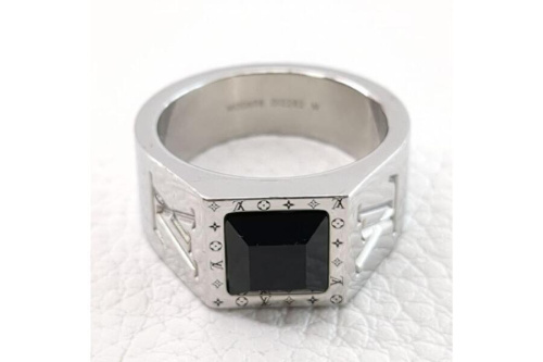 リングのルイ・ ヴィトン(LOUIS VUITTON)