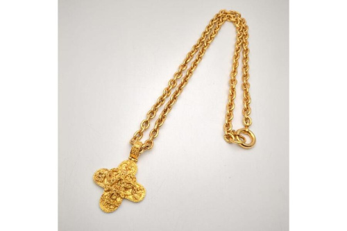 ジュエリーのネックレス