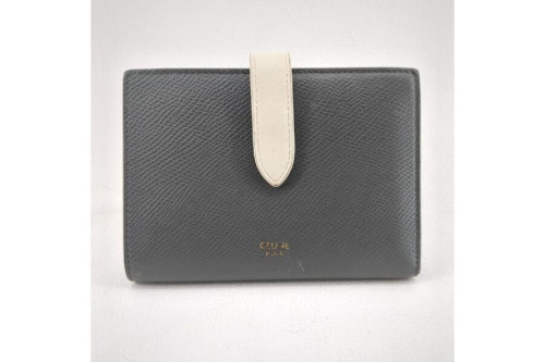 財布の2つ折り財布