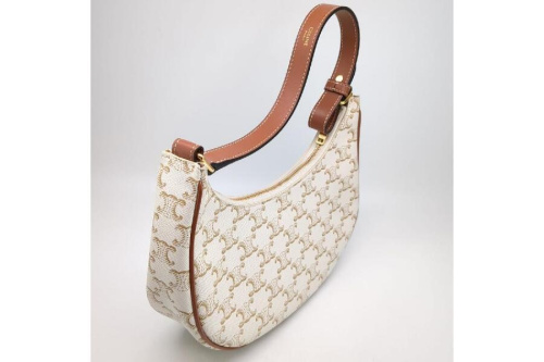 ショルダーバッグのセリーヌ(CELINE)