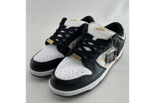 シューズ・靴のスニーカー