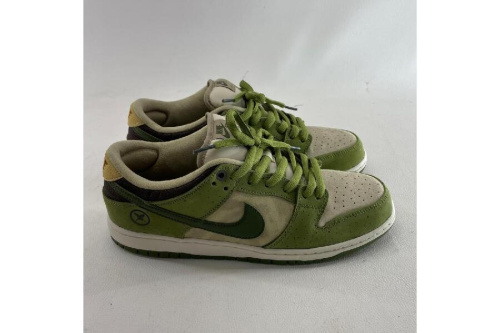 ナイキ（NIKE）のSB DUNK LOW