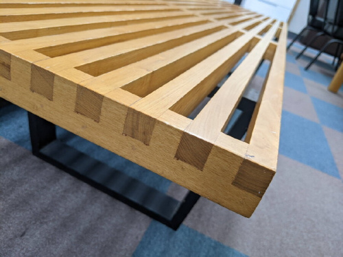 リプロダクトのデザイン家具