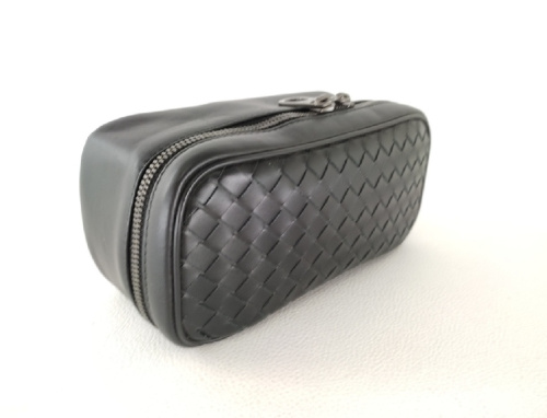 中古のバッグ財布