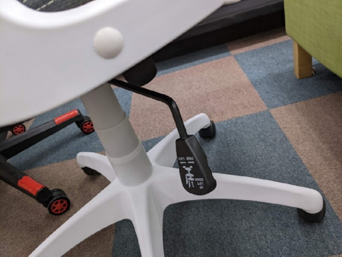 ワークチェアのゲーミングチェア