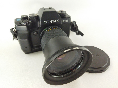 フィルムカメラの一眼レフ