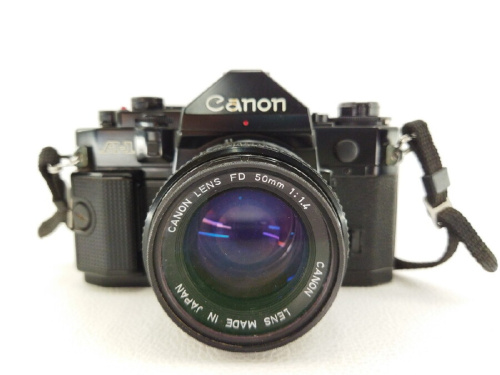 中古カメラの一眼レフ