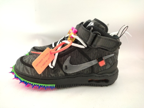 スニーカーのNIKE