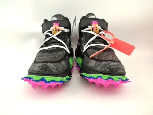 NIKEのDO6290-001