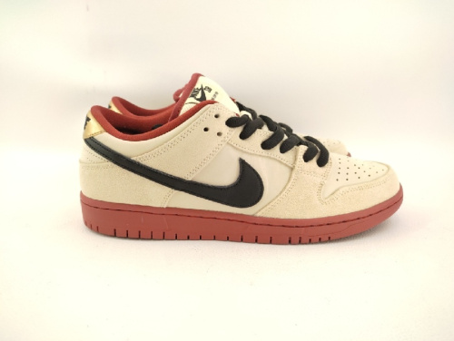 スニーカーのNIKE