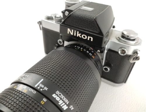 フィルムカメラの一眼レフ