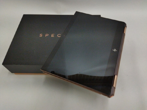 中古タブレットのノートパソコン