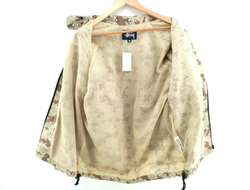 ジャケットのステューシー
