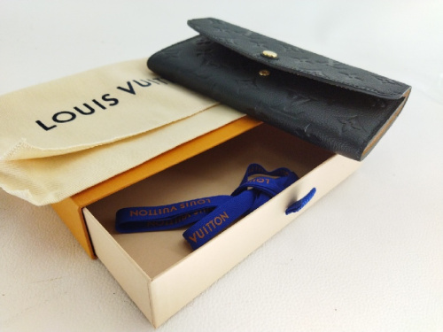 中古販売買取のブランド専門店