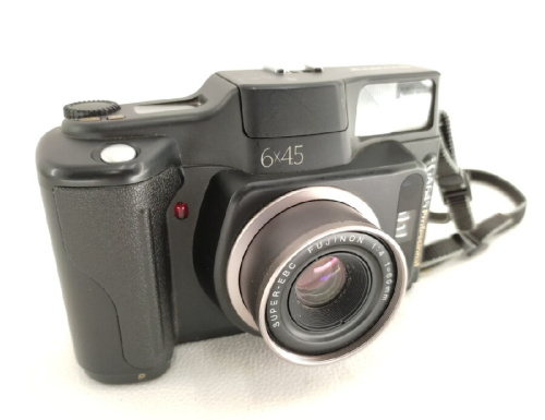 フィルムカメラの中判カメラ