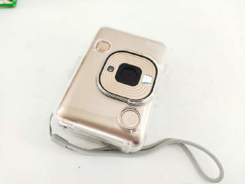 中古カメラのインスタントカメラ