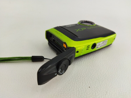 デジタルカメラの防水カメラ